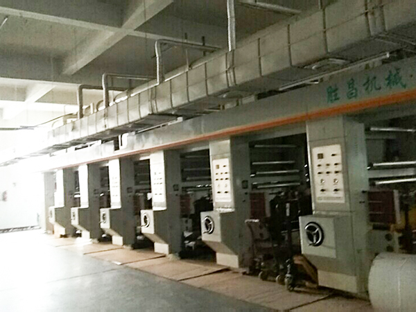 勝昌燙金機(jī)操作簡(jiǎn)單，生產(chǎn)效率高